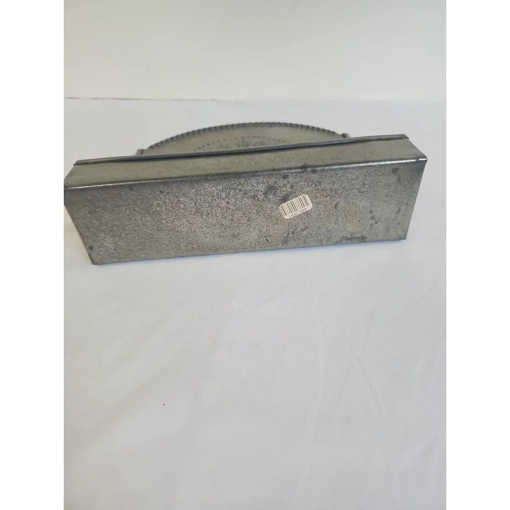 Vintage Wall-mounted Punched Tin Wheat Design 9x9x2.5